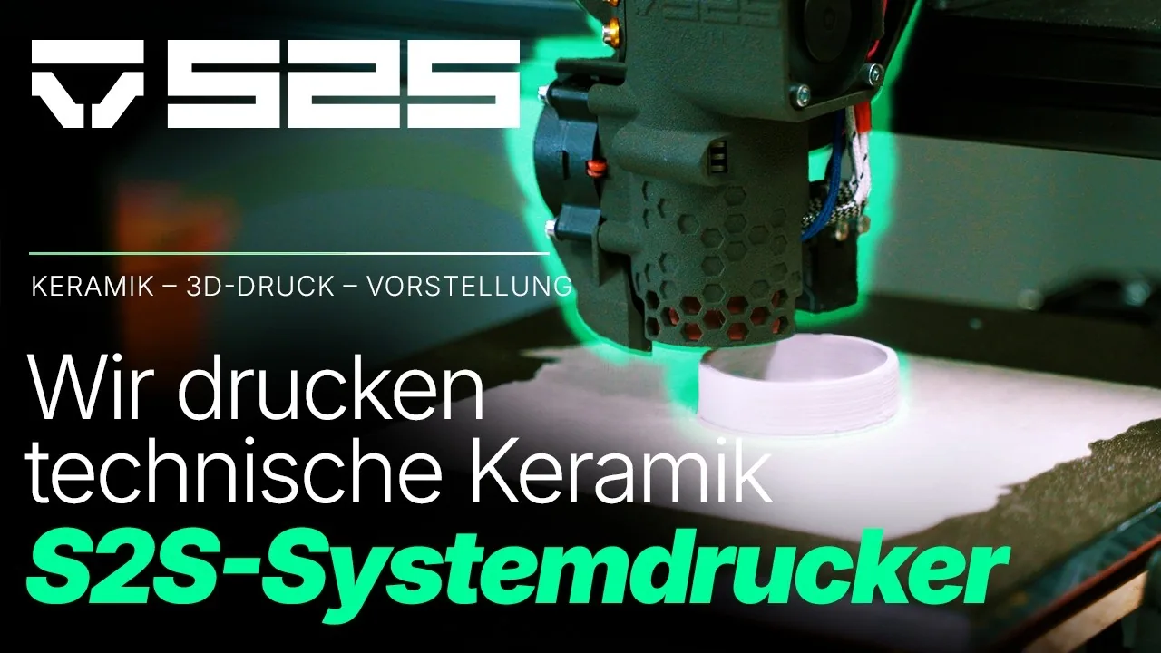 KeraPrint Tabletop der S2S-Systemdrucker GmbH beim Druck eines Keramikbauteils