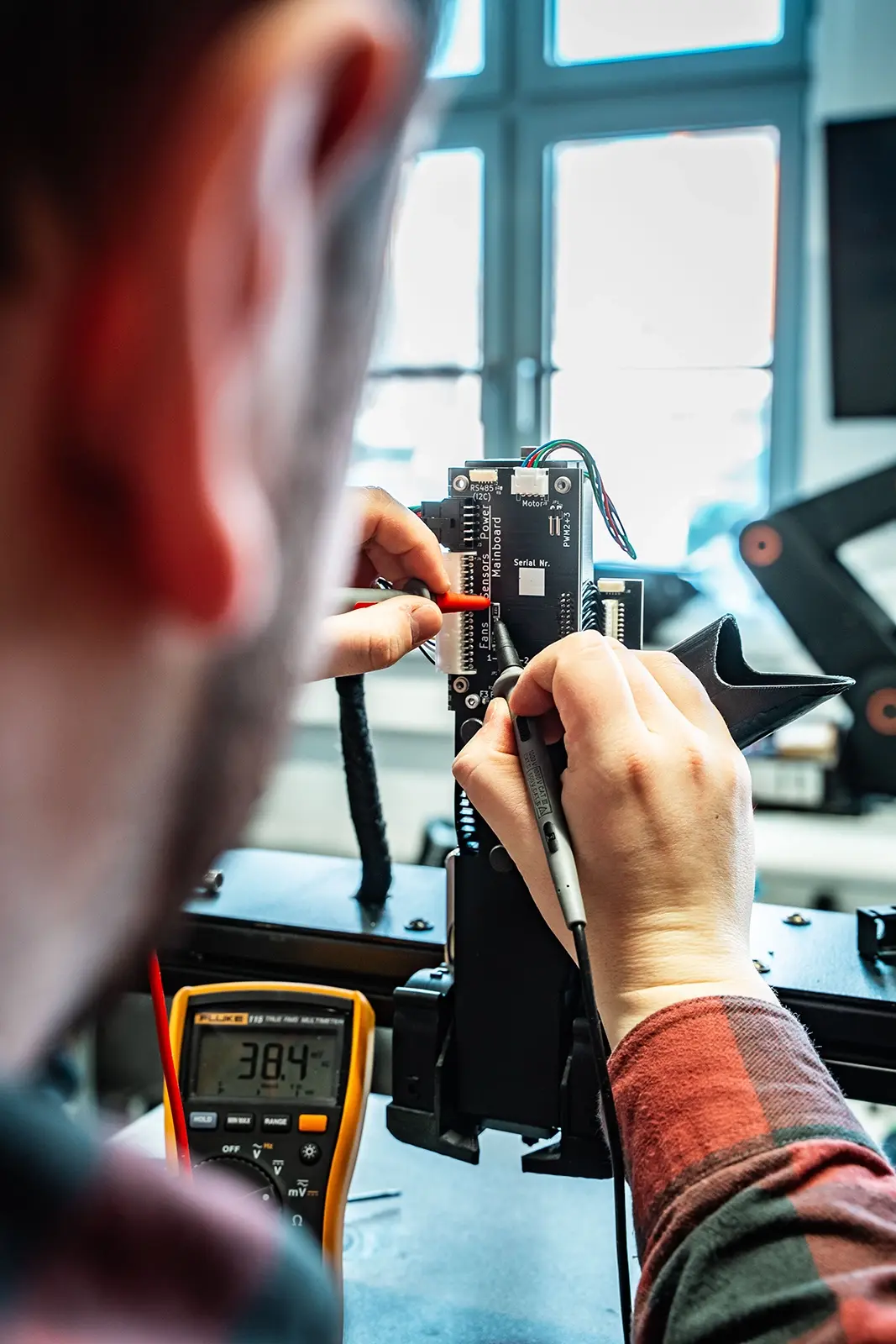 Teammitglied in der Produktion